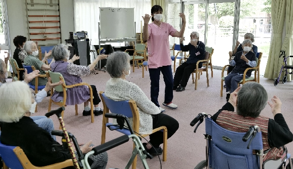 歌うサービス利用者